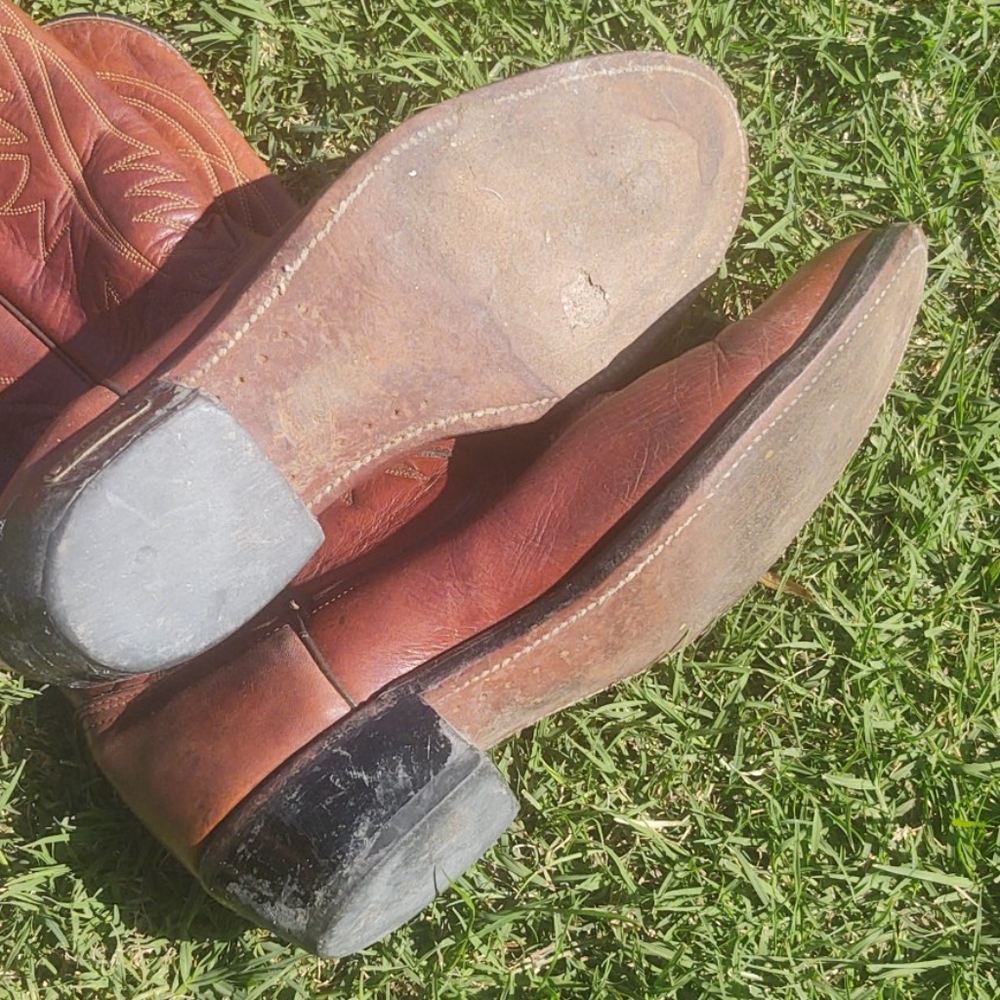 Laredo Cowboy Boots - Picture 3 of 8